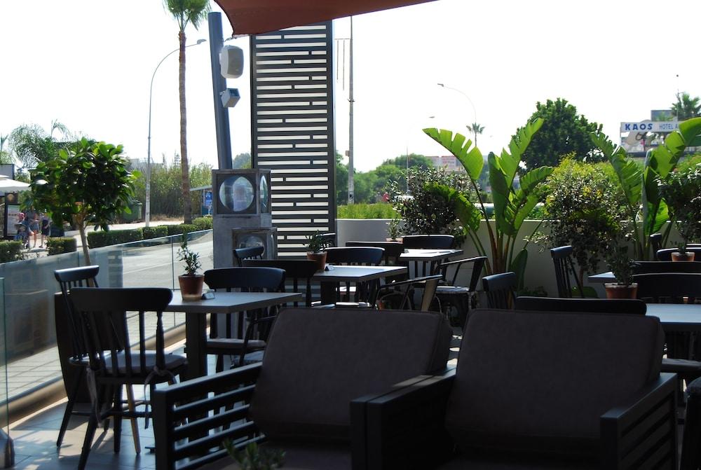 Euronapa Hotel Apartments 아이아 나파 외부 사진