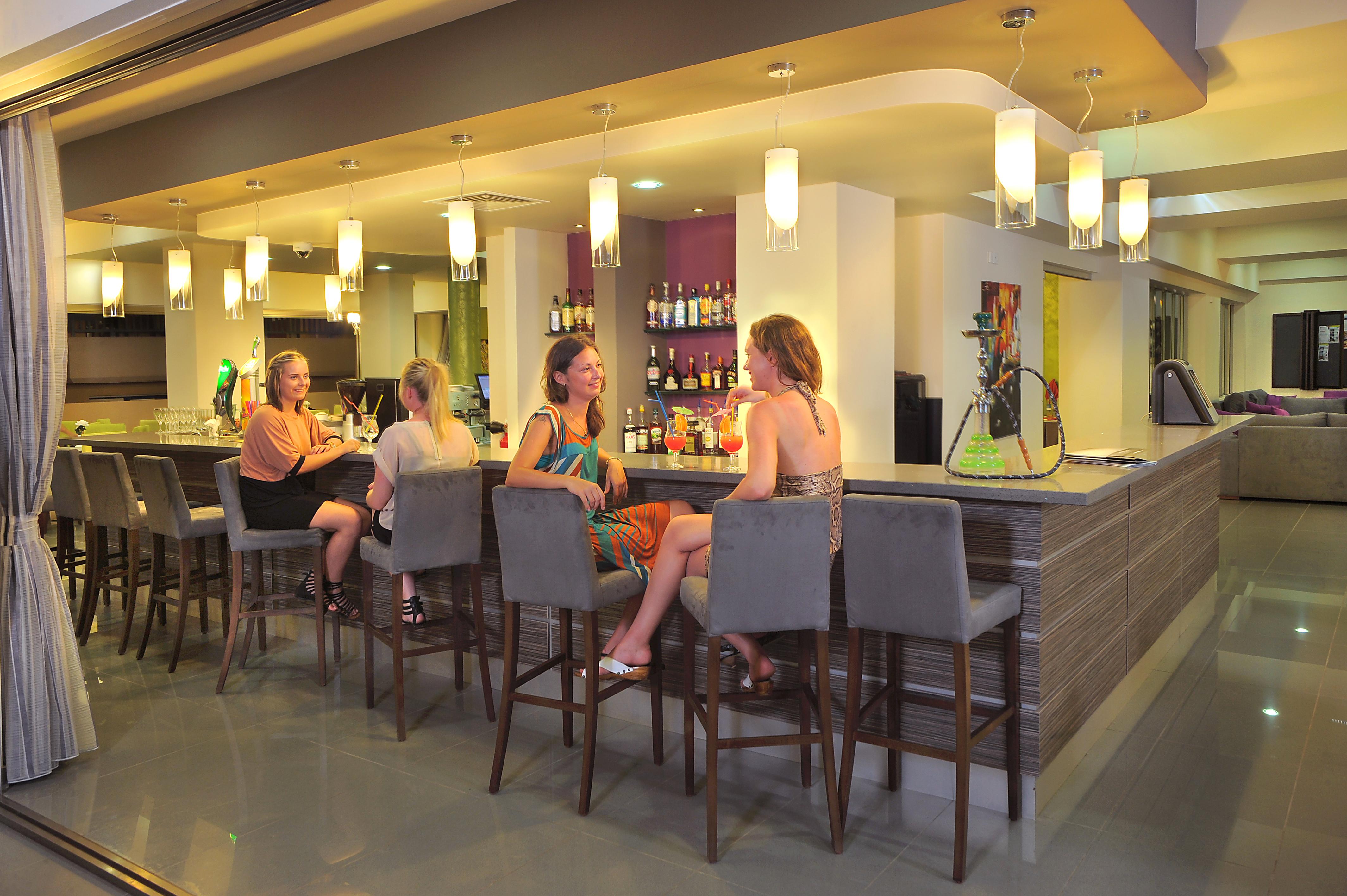 Euronapa Hotel Apartments 아이아 나파 외부 사진